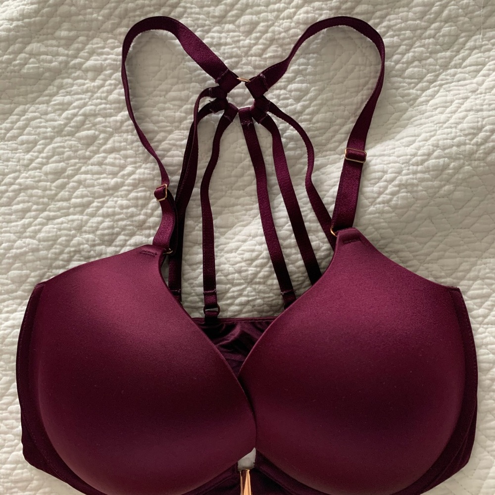 Victoria’s Secret Pushup Bra front clasp racerback